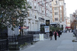 Nuggets still exists! The store has moved, and is a thriving business nearly 30 years since I last purchased an album there!